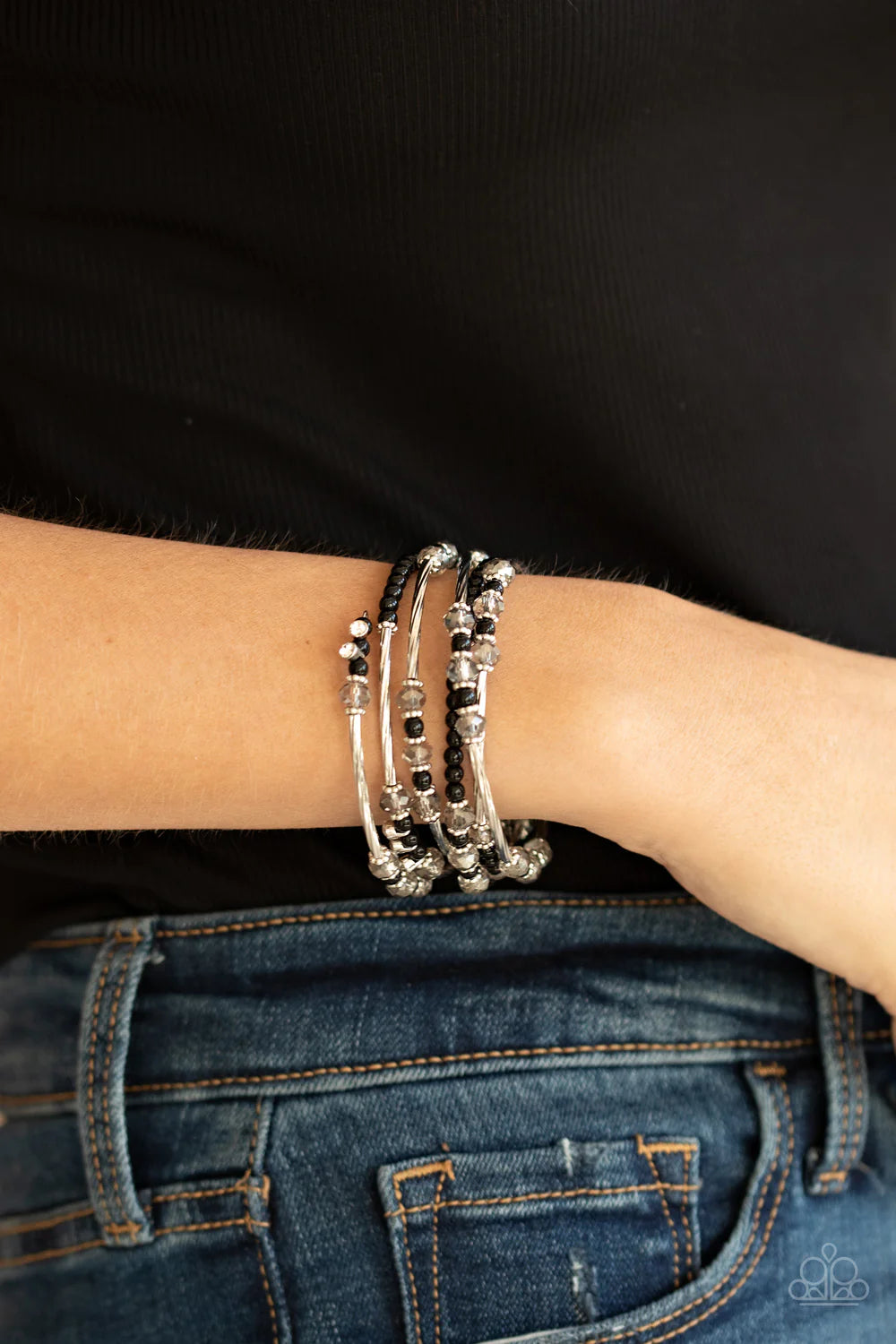 Head-Turning Twinkle - Black Bracelet