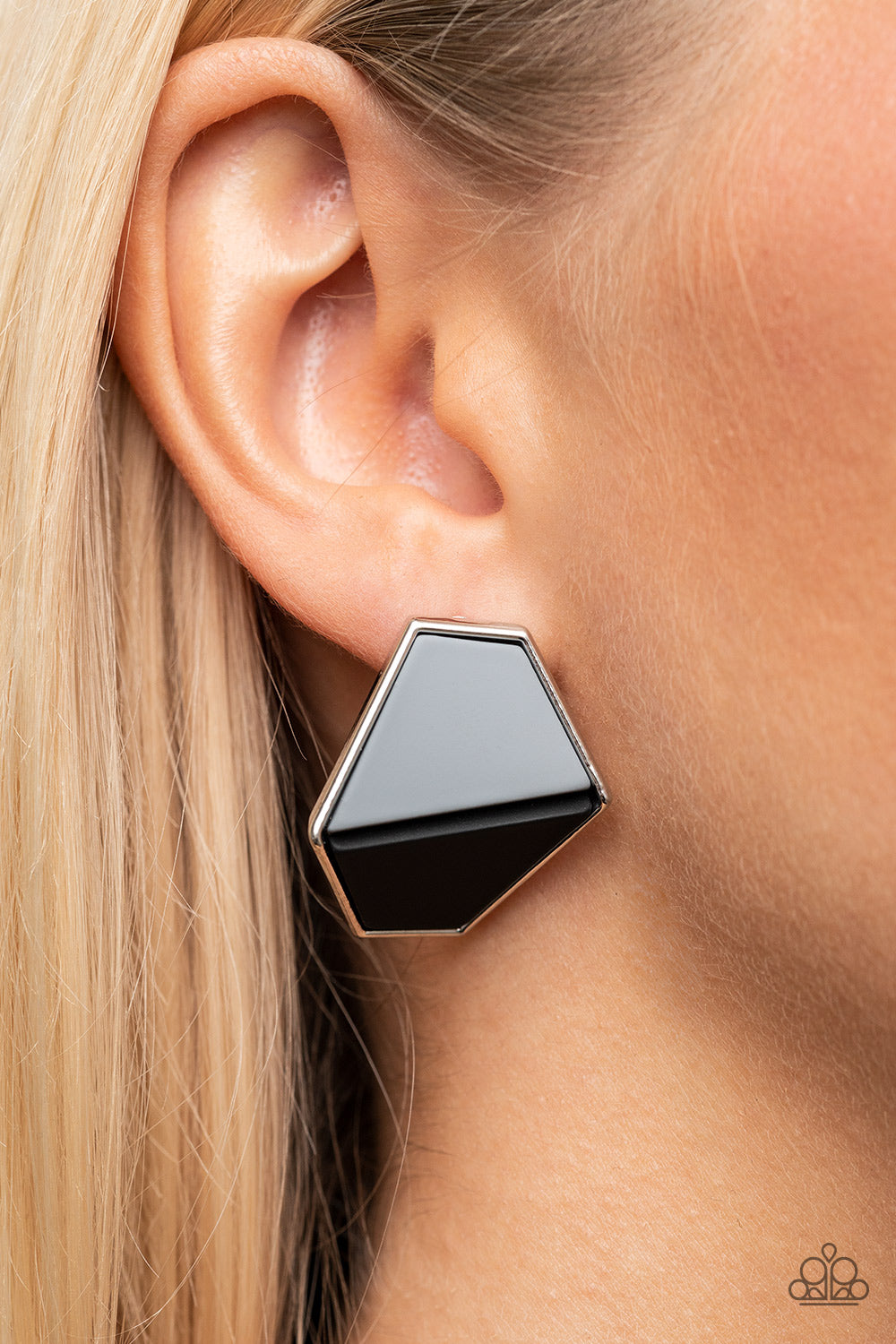 Generically Geometric - Black